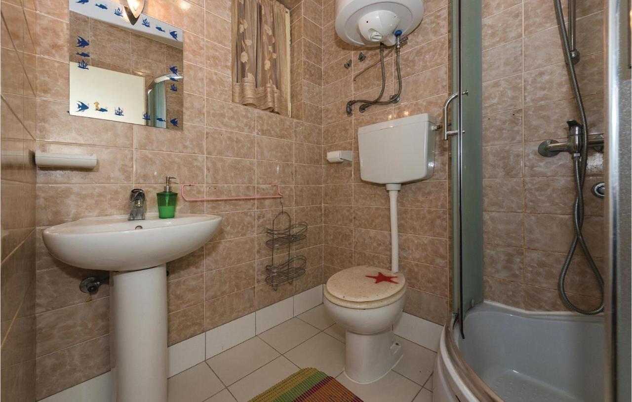 Beautiful Apartment In Rogoznica With Wifi 외부 사진